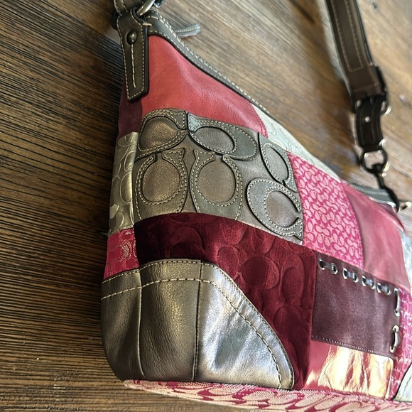 Coach purse, H0893-F12865, Patchwork holiday edition, excellent used condition - Picture 5 of 16